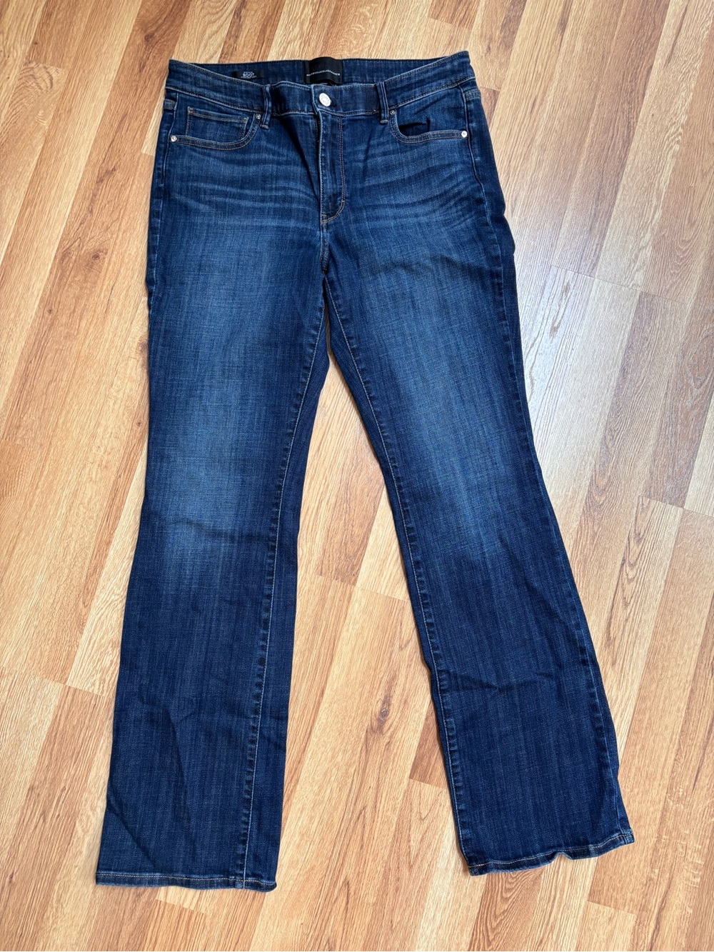 White House Black Market The Boot Mid-Rise Bootcut Jeans Dark Wash Women 12